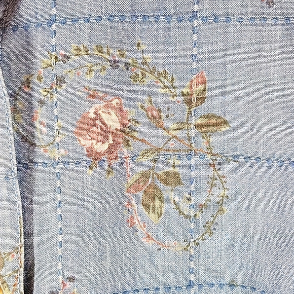LEMON * GRASS Long Sleeve Button Down Floral Denim Shirt Size PL - Picture 5 of 7